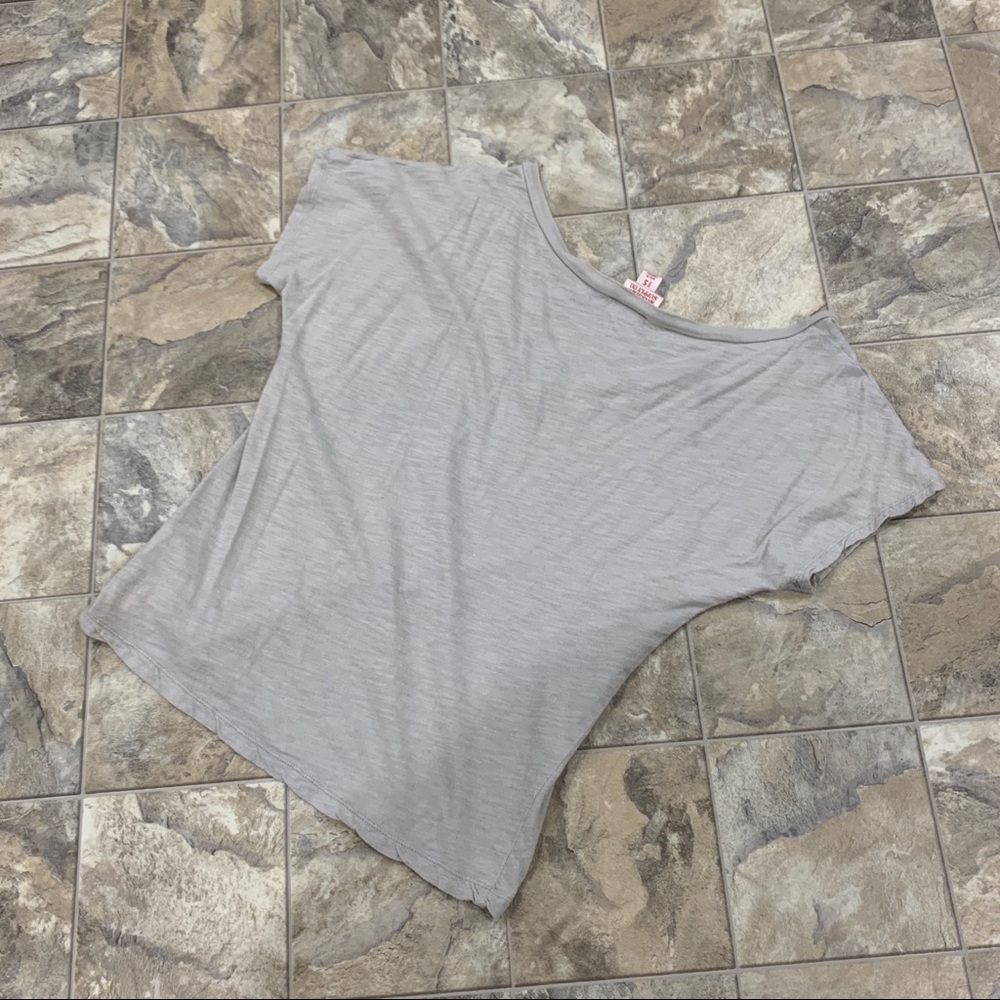 Mossimo Grey Tee - image 4